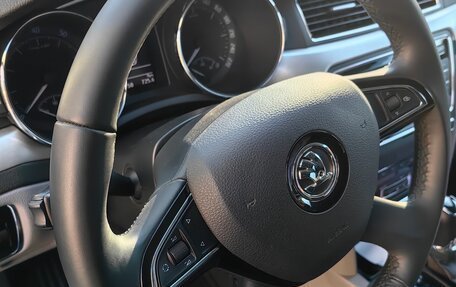 Skoda Superb III рестайлинг, 2014 год, 2 200 000 рублей, 26 фотография