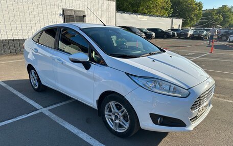 Ford Fiesta, 2015 год, 830 000 рублей, 4 фотография