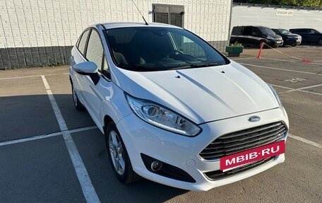 Ford Fiesta, 2015 год, 830 000 рублей, 3 фотография