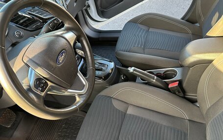 Ford Fiesta, 2015 год, 830 000 рублей, 15 фотография
