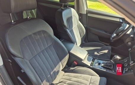 Skoda Superb III рестайлинг, 2017 год, 1 800 000 рублей, 15 фотография