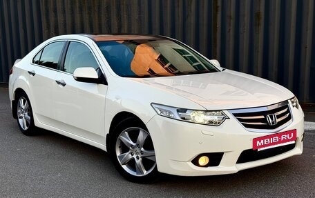 Honda Accord VIII рестайлинг, 2011 год, 1 340 000 рублей, 2 фотография