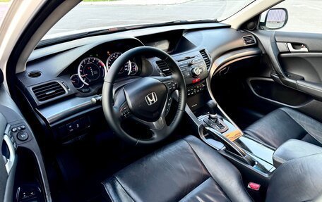 Honda Accord VIII рестайлинг, 2011 год, 1 340 000 рублей, 16 фотография