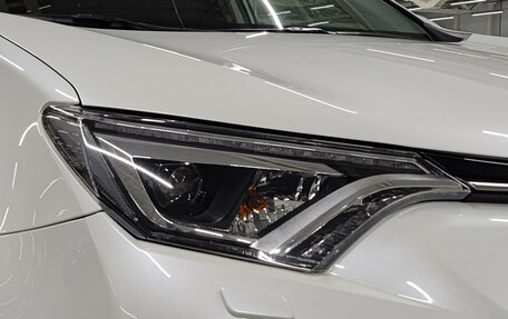 Toyota RAV4, 2015 год, 2 460 000 рублей, 17 фотография