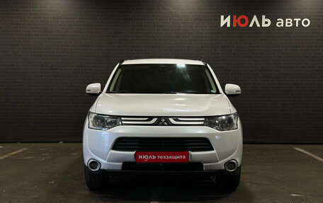 Mitsubishi Outlander III рестайлинг 3, 2012 год, 1 579 000 рублей, 2 фотография