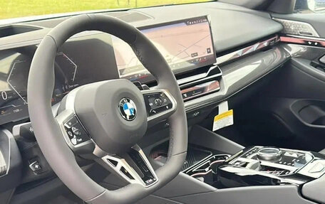 BMW 5 серия, 2026 год, 10 490 000 рублей, 8 фотография