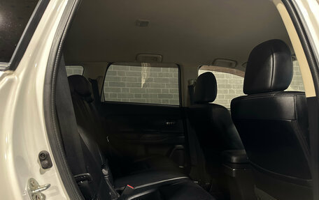Mitsubishi Outlander III рестайлинг 3, 2012 год, 1 579 000 рублей, 11 фотография