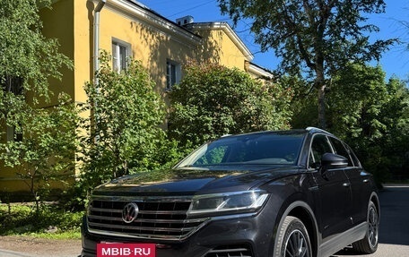 Volkswagen Touareg III, 2020 год, 4 600 000 рублей, 9 фотография