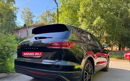 Volkswagen Touareg III, 2020 год, 4 600 000 рублей, 6 фотография