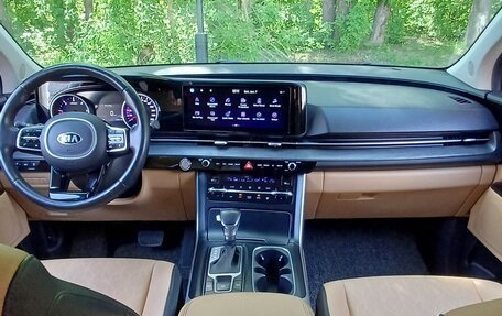 KIA Carnival, 2020 год, 3 800 000 рублей, 11 фотография