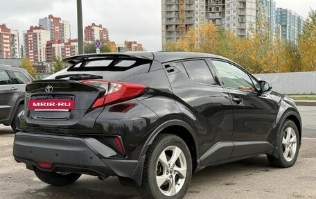 Toyota C-HR I рестайлинг, 2018 год, 2 300 000 рублей, 7 фотография