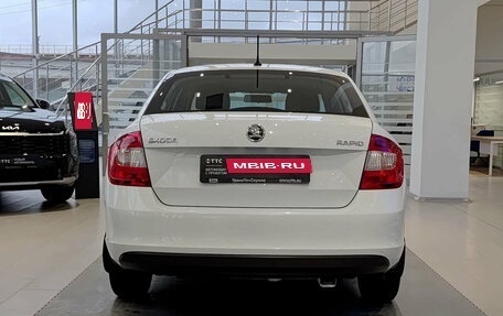 Skoda Rapid I, 2016 год, 875 000 рублей, 6 фотография
