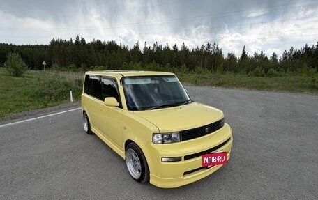 Toyota bB I рестайлинг, 2002 год, 670 000 рублей, 4 фотография
