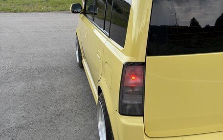 Toyota bB I рестайлинг, 2002 год, 670 000 рублей, 7 фотография