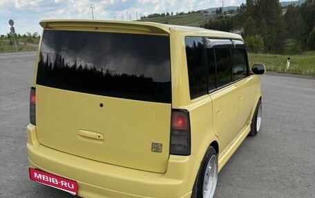 Toyota bB I рестайлинг, 2002 год, 670 000 рублей, 10 фотография