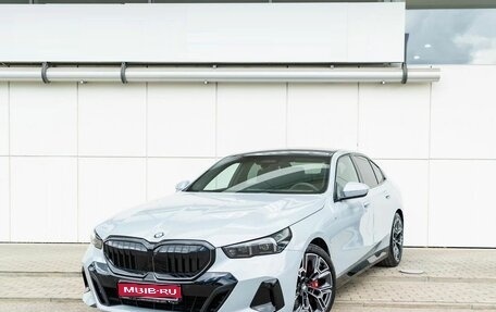 BMW 5 серия, 2026 год, 10 490 000 рублей, 1 фотография