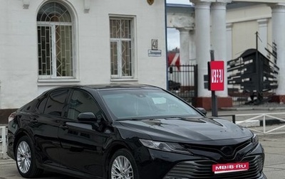 Toyota Camry, 2018 год, 2 680 000 рублей, 1 фотография