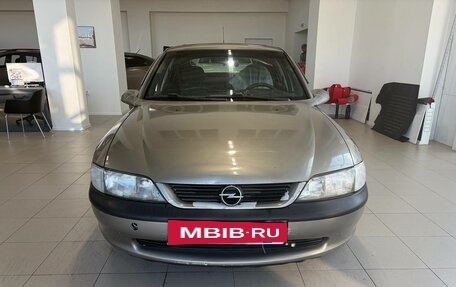 Opel Vectra B рестайлинг, 1995 год, 66 301 рублей, 2 фотография