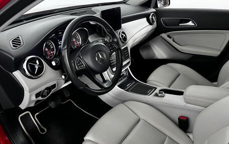 Mercedes-Benz GLA, 2017 год, 2 300 000 рублей, 9 фотография