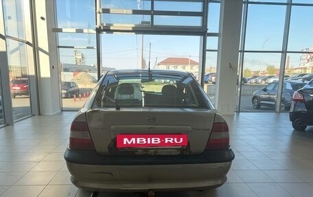 Opel Vectra B рестайлинг, 1995 год, 66 301 рублей, 8 фотография