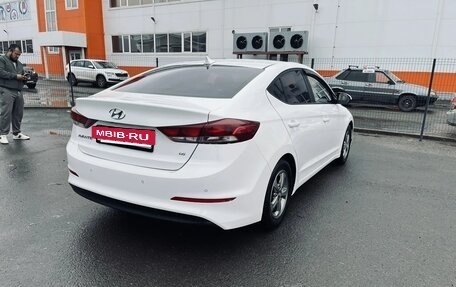 Hyundai Avante, 2017 год, 1 230 000 рублей, 6 фотография