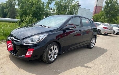 Hyundai Solaris II рестайлинг, 2012 год, 985 000 рублей, 7 фотография