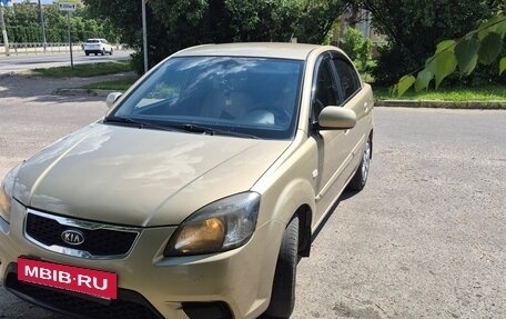 KIA Rio II, 2011 год, 650 000 рублей, 3 фотография