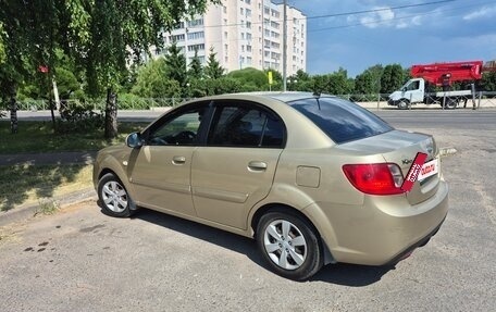 KIA Rio II, 2011 год, 650 000 рублей, 6 фотография