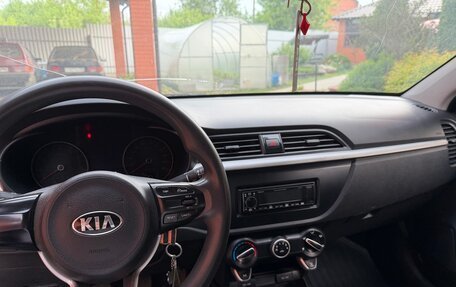 KIA Rio IV, 2017 год, 670 000 рублей, 15 фотография