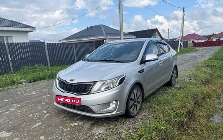 KIA Rio III рестайлинг, 2013 год, 950 000 рублей, 3 фотография