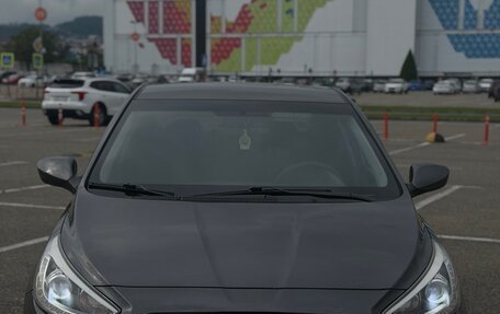 Hyundai Solaris II рестайлинг, 2013 год, 950 000 рублей, 2 фотография