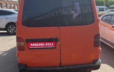 Volkswagen Transporter T5 рестайлинг, 2006 год, 720 000 рублей, 2 фотография