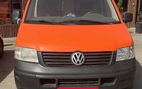 Volkswagen Transporter T5 рестайлинг, 2006 год, 720 000 рублей, 4 фотография