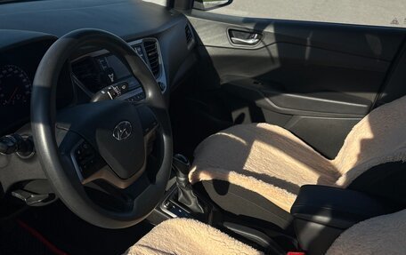 Hyundai Solaris II рестайлинг, 2019 год, 1 250 000 рублей, 10 фотография