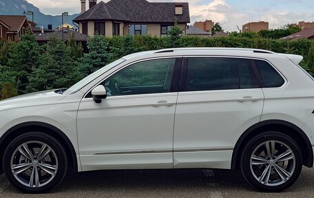Volkswagen Tiguan II, 2019 год, 3 450 000 рублей, 4 фотография