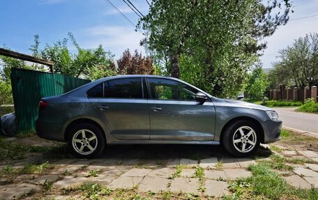 Volkswagen Jetta VI, 2012 год, 690 000 рублей, 4 фотография
