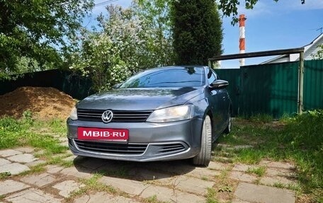 Volkswagen Jetta VI, 2012 год, 690 000 рублей, 11 фотография