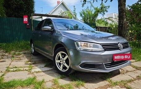 Volkswagen Jetta VI, 2012 год, 690 000 рублей, 8 фотография