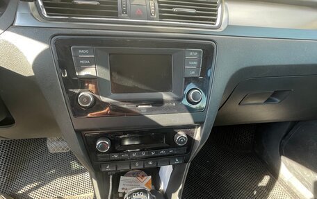 Skoda Rapid I, 2015 год, 750 000 рублей, 10 фотография