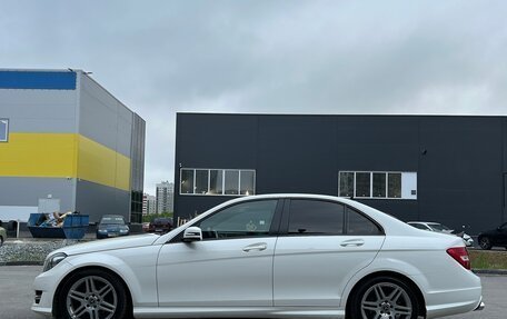 Mercedes-Benz C-Класс, 2012 год, 1 500 000 рублей, 6 фотография