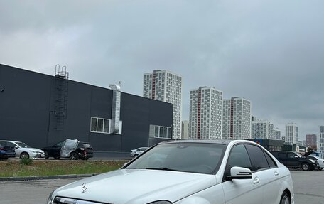 Mercedes-Benz C-Класс, 2012 год, 1 500 000 рублей, 2 фотография