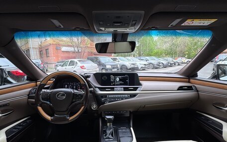 Lexus ES VII, 2019 год, 3 250 000 рублей, 11 фотография
