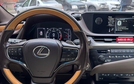 Lexus ES VII, 2019 год, 3 250 000 рублей, 12 фотография