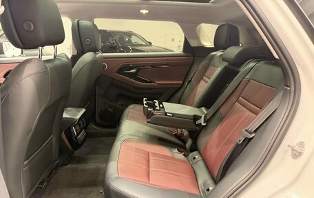 Land Rover Range Rover Evoque II, 2025 год, 5 990 000 рублей, 29 фотография
