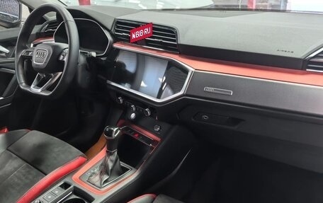 Audi Q3, 2019 год, 2 150 000 рублей, 10 фотография