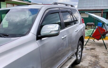 Toyota Land Cruiser Prado 150 рестайлинг 2, 2011 год, 2 900 000 рублей, 3 фотография