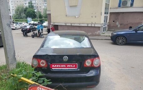 Volkswagen Jetta VI, 2006 год, 450 000 рублей, 5 фотография