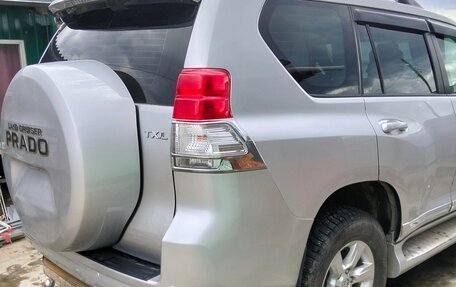 Toyota Land Cruiser Prado 150 рестайлинг 2, 2011 год, 2 900 000 рублей, 7 фотография