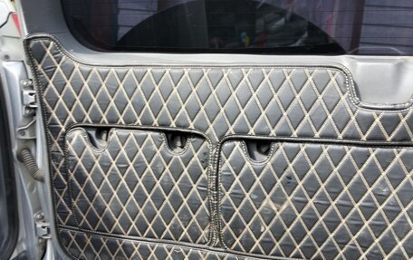 Toyota Land Cruiser Prado 150 рестайлинг 2, 2011 год, 2 900 000 рублей, 17 фотография