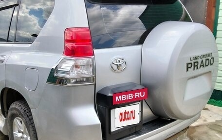 Toyota Land Cruiser Prado 150 рестайлинг 2, 2011 год, 2 900 000 рублей, 8 фотография